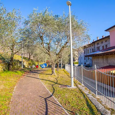 - Happy Appartamento Riva del Garda